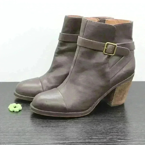 Anne Taylor Loft Women's Brown Leather Buckle Boot - Picture 2 of 11